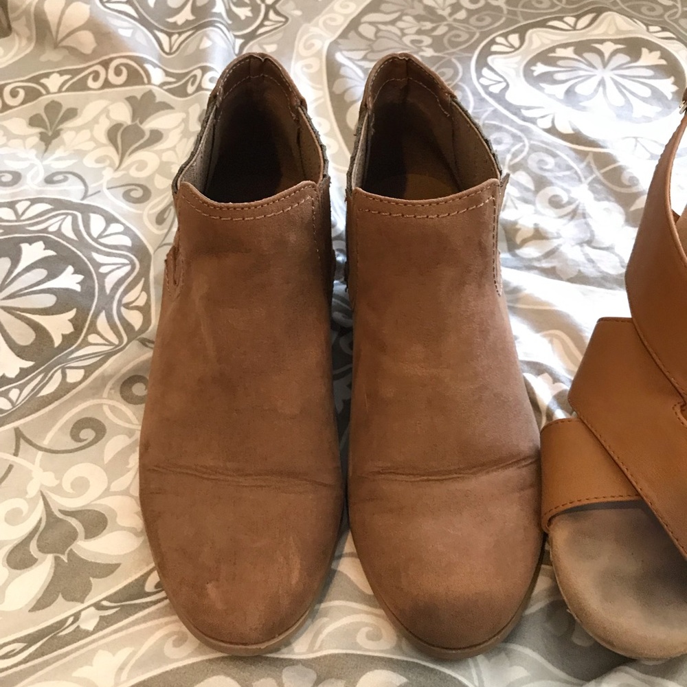 American Eagle Booties